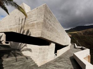 Sacred Museum lateral